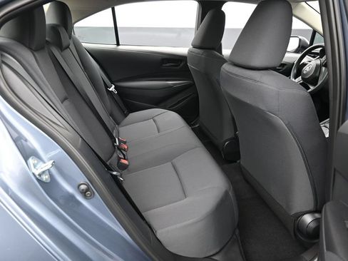 Used 2026 Toyota Corolla LE w/ LE Premium Package FWD image 29