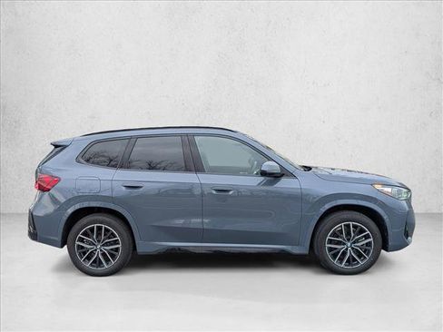 Certified 2023 BMW X1 xDrive28i w/ Premium Package image 4