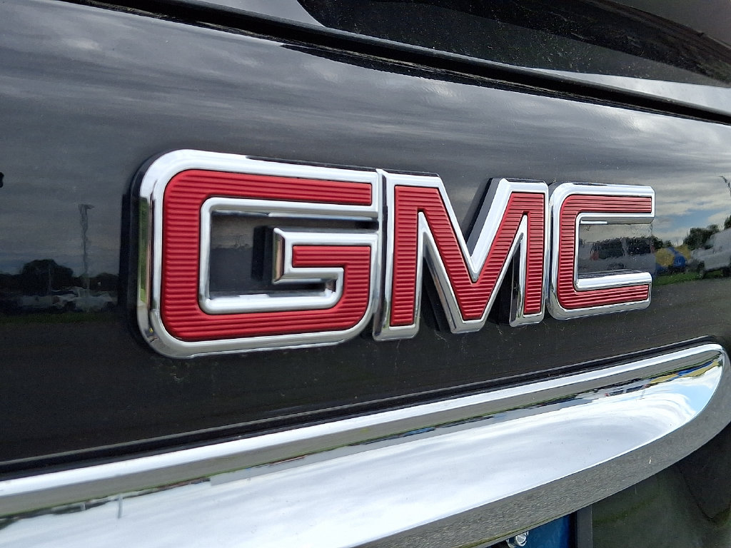 Certified 2019 GMC Terrain SLT w/ Preferred Package AWD/4WD image 30