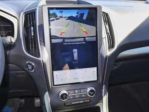 Used 2024 Ford Edge SEL w/ Convenience Package image 20