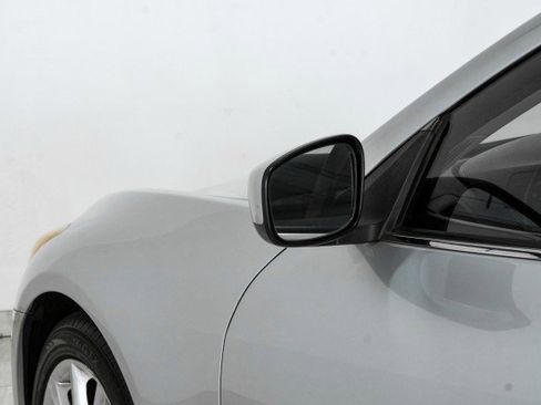 Used 2011 INFINITI G37 Convertible w/ Premium Pkg RWD image 33
