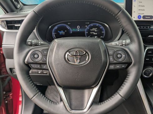 Used 2024 Toyota Venza Limited AWD/4WD image 8