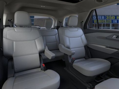 New 2026 Ford Explorer Active w/ Active Comfort Package AWD/4WD image 11