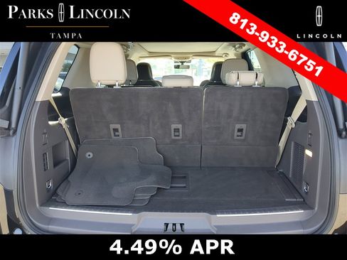 Certified 2022 Lincoln Navigator Reserve image 8