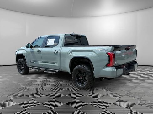 Used 2026 Toyota Tundra Platinum w/ TRD Off-Road Package AWD/4WD image 3
