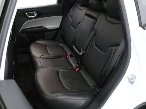 Used 2023 Jeep Compass Limited w/ Elite Group AWD/4WD image 8