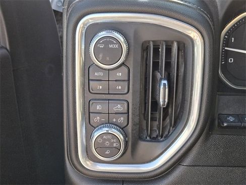 Used 2022 GMC Sierra 2500 Denali w/ Denali Ultimate Package image 29