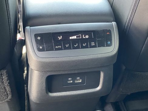 Used 2024 Nissan Pathfinder Rock Creek AWD/4WD image 18