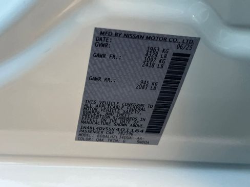 Used 2025 Nissan Altima 2.5 SV image 29