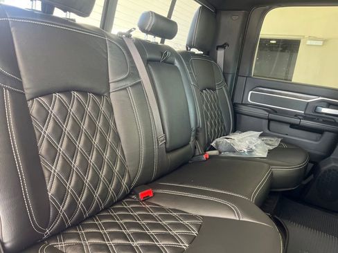 New 2022 RAM 2500 Big Horn w/ Level C Equiment Group image 25