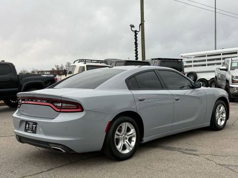 Used 2021 Dodge Charger SXT w/ Leather Interior Group image 6