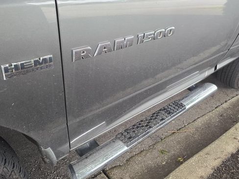 Used 2011 RAM 1500 2WD Regular Cab image 5