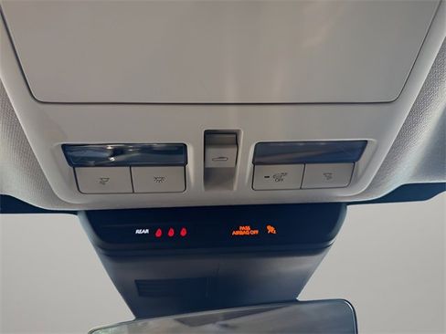 Used 2023 MAZDA CX-30 AWD 2.5 S w/ Premium Package image 18