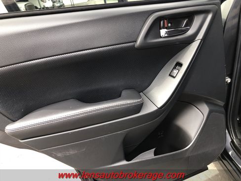 Used 2014 Subaru Forester 2.0XT Premium w/ Popular Package #2 AWD/4WD image 17