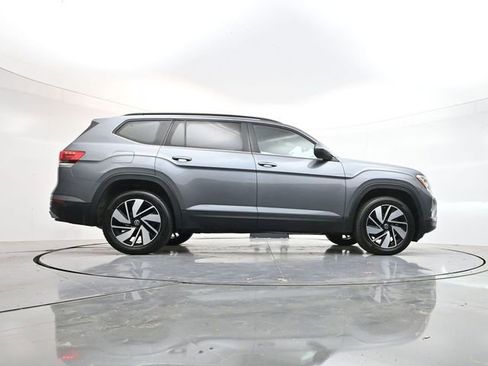 Used 2024 Volkswagen Atlas SE AWD/4WD image 37