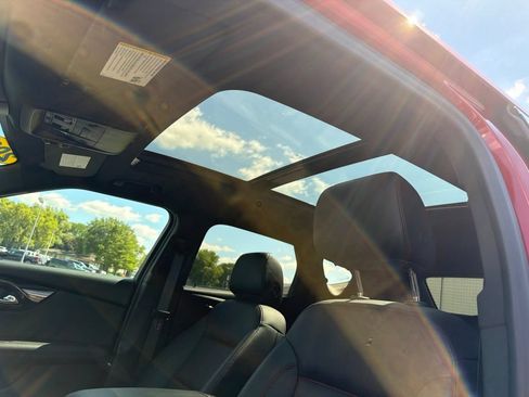 Used 2021 Chevrolet Blazer RS w/ LPO, Floor Liner Package AWD/4WD image 12