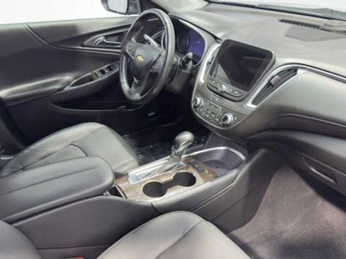 Used 2021 Chevrolet Malibu Premier FWD image 12