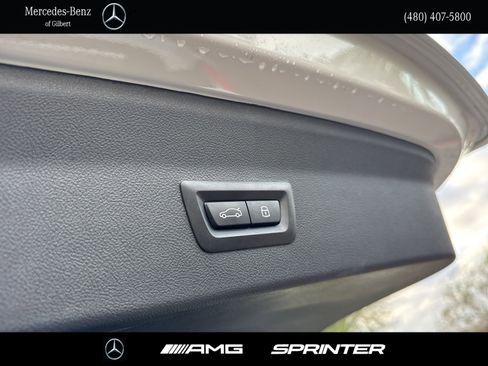 Used 2025 BMW X4 xDrive30i w/ Premium Package image 7