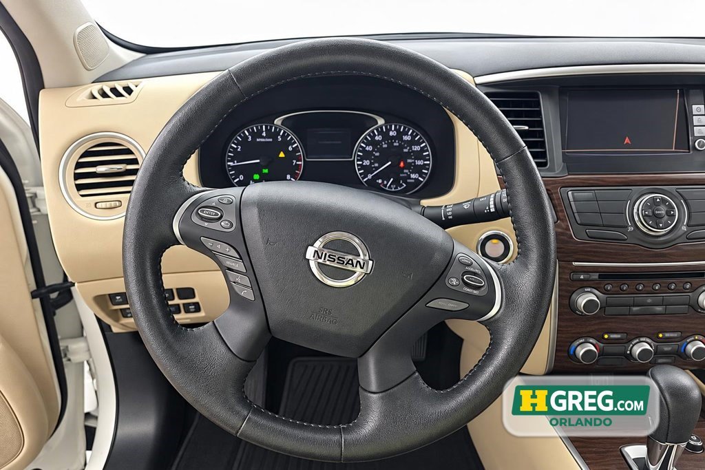 Used 2019 Nissan Pathfinder Platinum AWD/4WD image 12