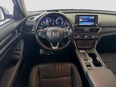 Used 2022 Honda Accord Touring image 17