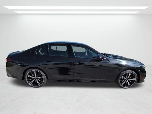 New 2027 BMW 530i xDrive w/ M Sport Package AWD/4WD image 3