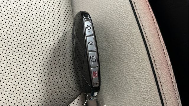 Used 2026 Genesis GV70 2.5T Advanced AWD/4WD image 21
