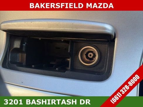Used 2015 Nissan Sentra S image 25