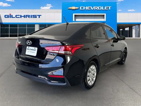Used 2022 Hyundai Accent SE FWD image 8