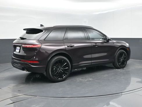 Used 2023 Lincoln Corsair Reserve w/ Equipment Group 201A FWD image 8