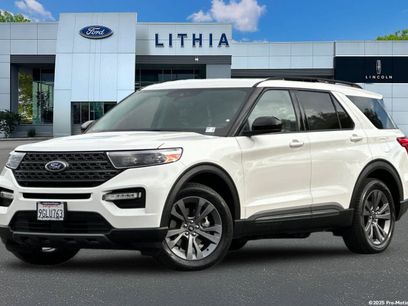 Certified 2023 Ford Explorer XLT w/ Equipment Group 202A