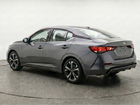Used 2025 Nissan Sentra SV FWD image 6