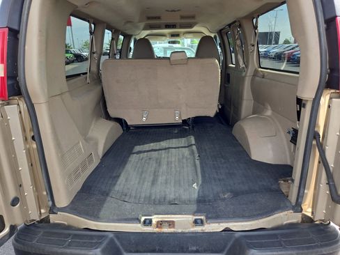 Used 2011 Chevrolet Express 1500 LS RWD image 12