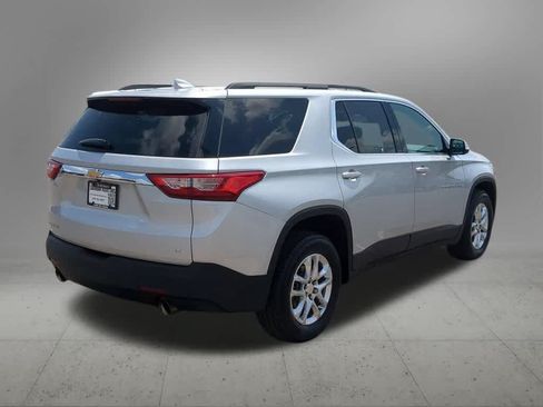 Used 2020 Chevrolet Traverse LT FWD image 6