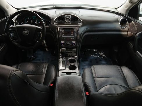 Used 2016 Buick Enclave Leather image 3