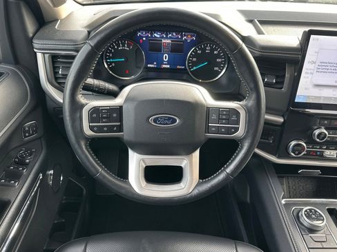 Used 2024 Ford Expedition Max XLT AWD/4WD image 10