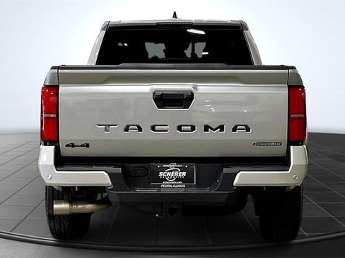 Used 2025 Toyota Tacoma TRD Off-Road w/ TRD Off Road Upgrade Package image 4