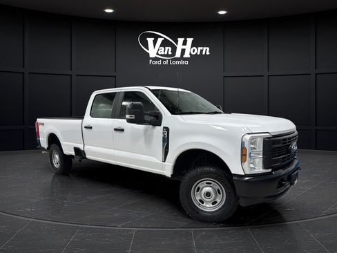 Used 2025 Ford F350 XL w/ XL Off-Road Package AWD/4WD image 1