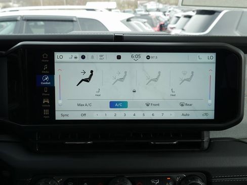 New 2025 Jeep Wrangler Sahara image 20