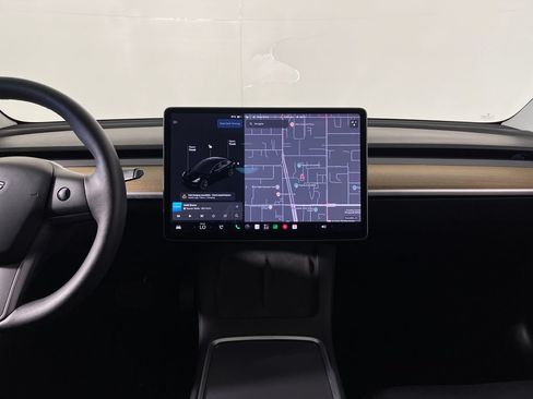 Used 2021 Tesla Model 3 Standard Range Plus RWD image 15