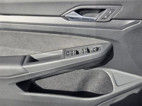 New 2026 Volkswagen GTI SE image 14
