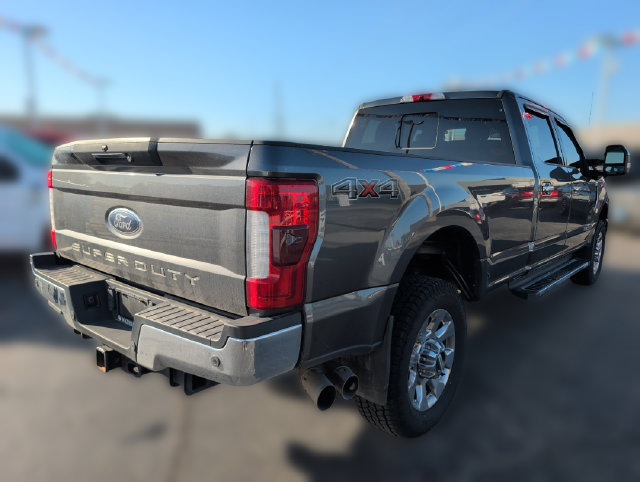 Used 2017 Ford F350 Lariat w/ Lariat Ultimate Package AWD/4WD image 3