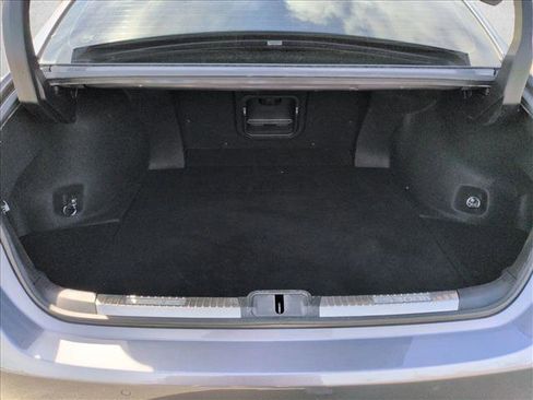 Used 2020 Lexus ES 300h w/ Luxury Package image 6