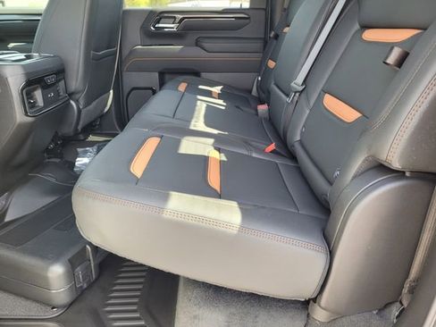 New 2026 GMC Sierra 2500 AT4 w/ AT4 Premium Plus Package AWD/4WD image 25