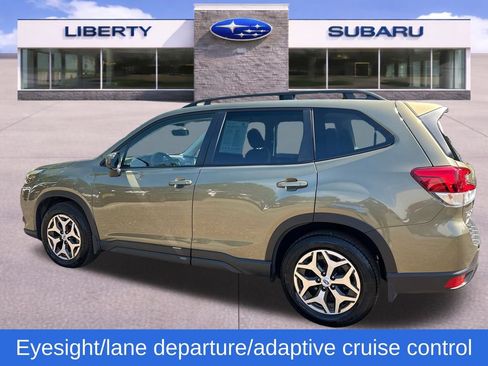Certified 2023 Subaru Forester Premium AWD/4WD image 8