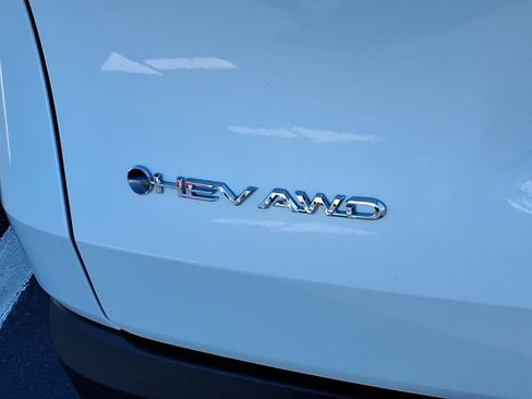 New 2026 Toyota Grand Highlander XLE image 6