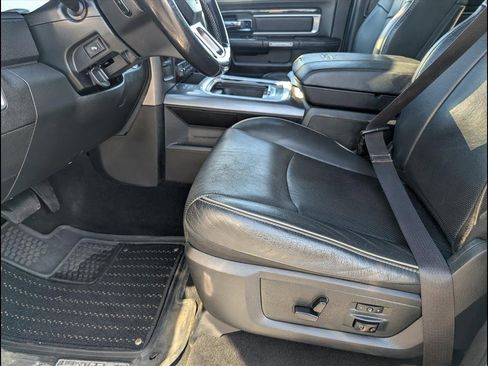 Used 2018 RAM 2500 Limited image 12
