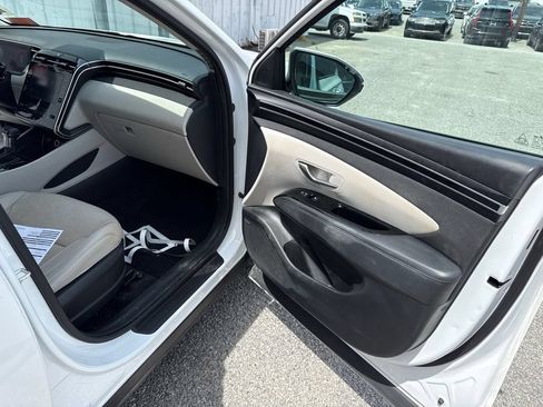 Used 2022 Hyundai Tucson SEL w/ Convenience + Premium Package AWD/4WD image 13
