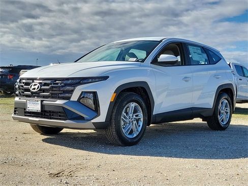 New 2026 Hyundai Tucson SE image 5