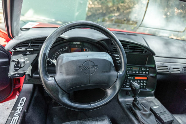 Used 1994 Chevrolet Corvette ZR1 RWD image 31