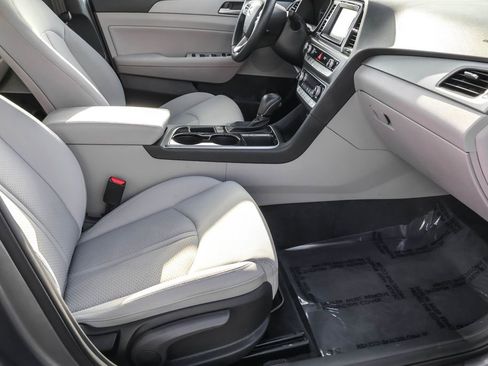 Used 2019 Hyundai Sonata SEL image 35